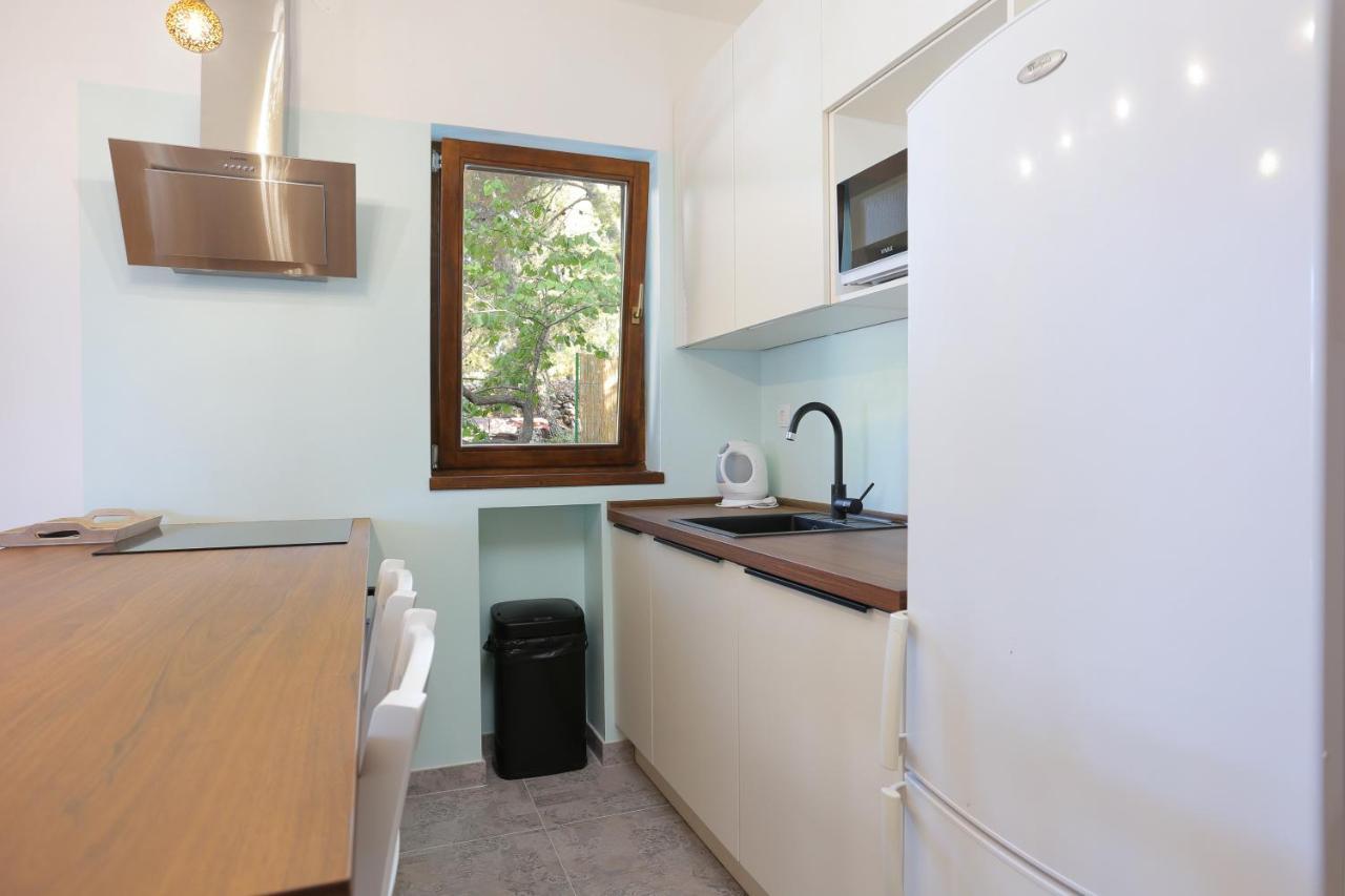 Apartments By The Sea Balica Rat, Omis - 1065 Exterior photo