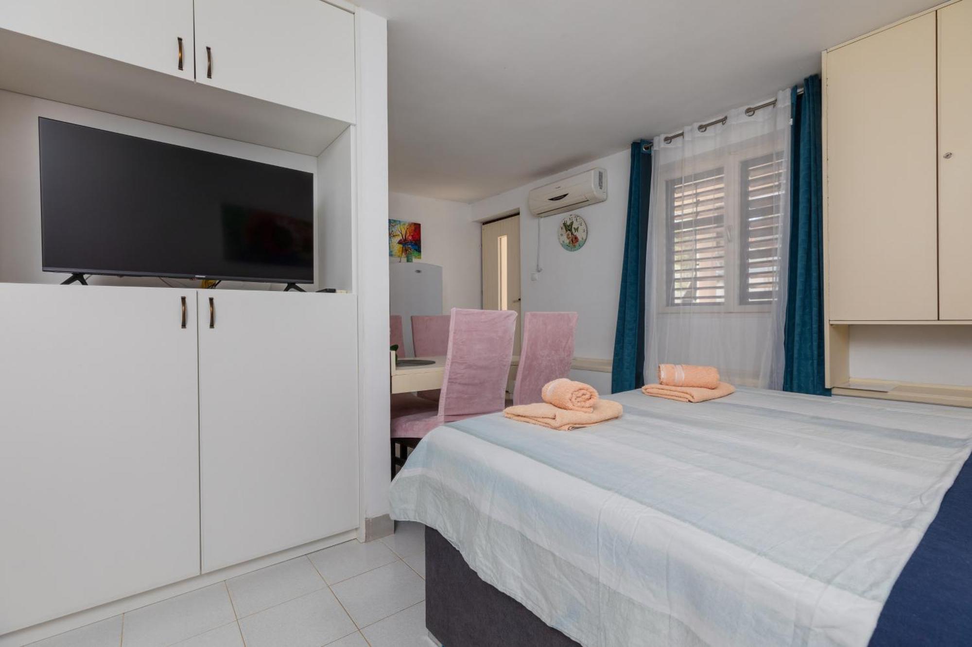 Apartments By The Sea Balica Rat, Omis - 1065 Exterior photo